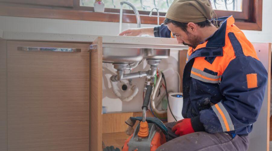 Expert burst pipe repair services in Damar, KS